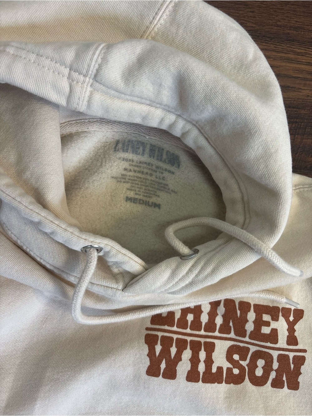 Lainey Wilson Exclusive Tan Hoodie Size MediumCountry Music Tour Merch Pullover - Picture 6 of 6